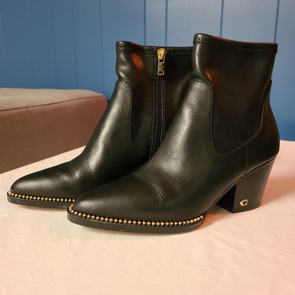 Coach Black Leather Pelle Booties Size 6 - Picture 1 of 16